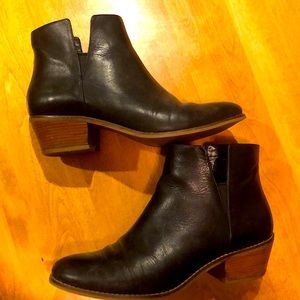 Cole Haan Black Leather Booties size 9